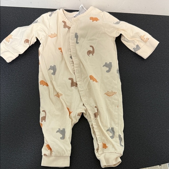 H&M Other - H&M Cream Dinosaur Print Kids Footie